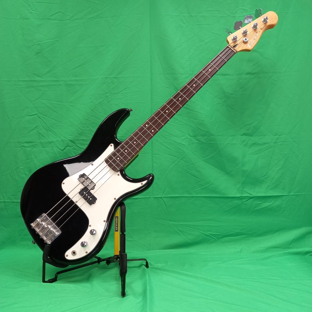 Guitare Basse Cruizer by Crafter type precision bass Led There By Rock Albi